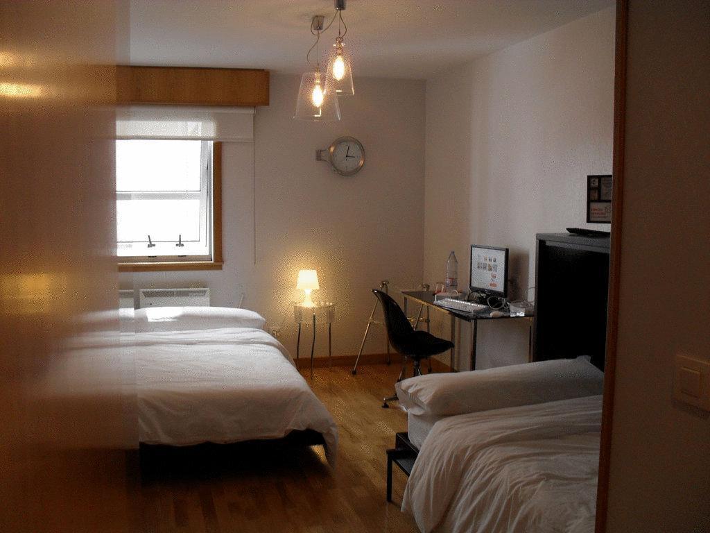 Hotel Ofi A Coruña Værelse billede