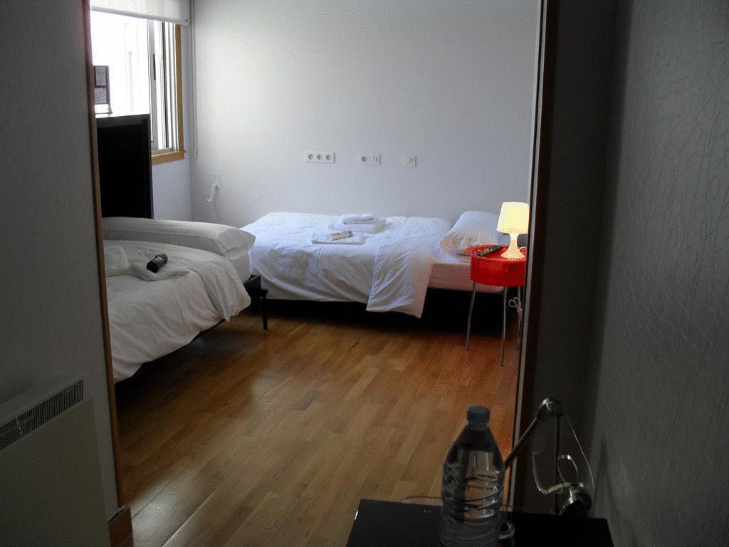 Hotel Ofi A Coruña Værelse billede